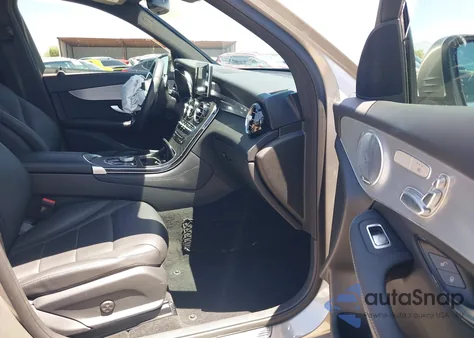 2019 Mercedes-Benz Glc 300 4Matic from USA, damaged, VIN WDC0G4KB6KV168730